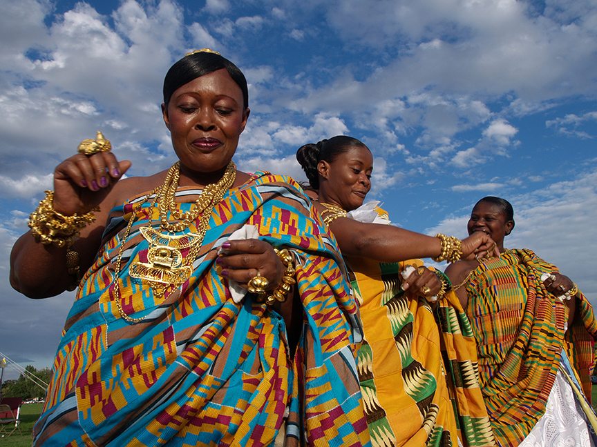 Kente Cloth – The Colorful Symbol of African Heritage and Identity