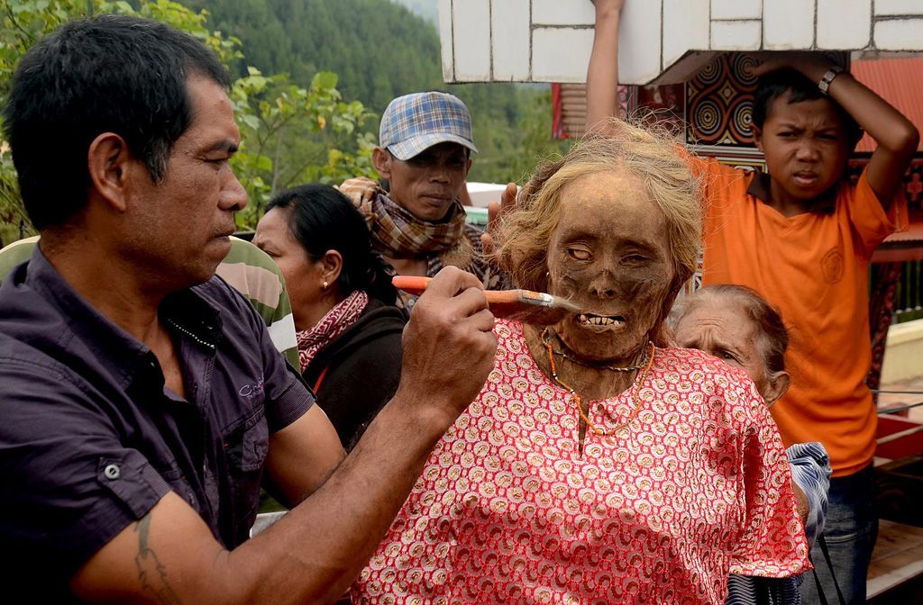 Madagascar Famadihana Tradition | Turning of the Bones Ceremony Explained